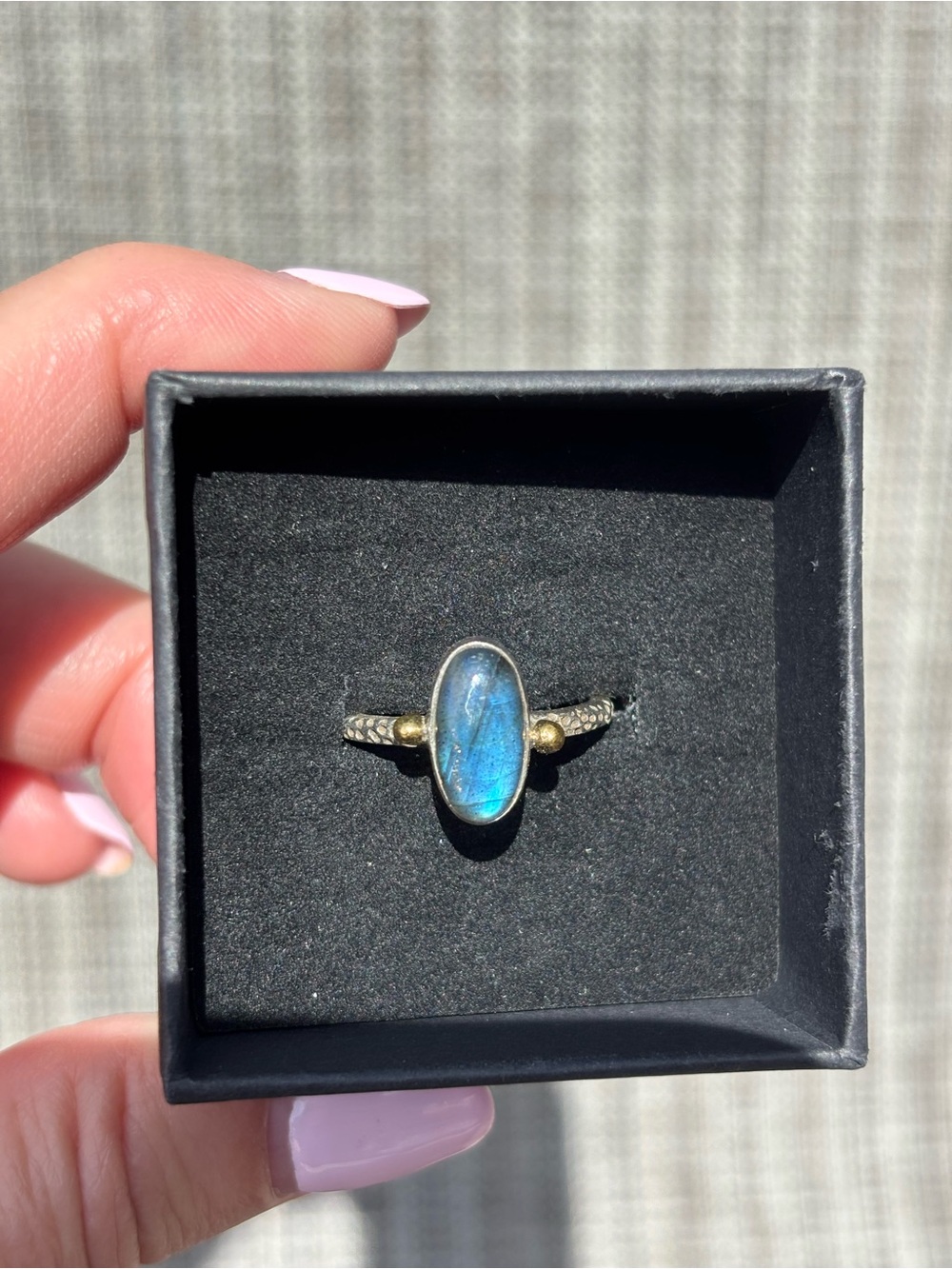 Sterling Silver Labradorite Ring - Blue Flash with gold plated accents size 7.25 - Picture 3 of 8
